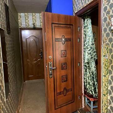 Продам 2-х комнатную в центре