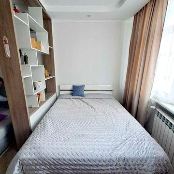 Анни Ахматової 22, 2к квартира, Позняки, Є Генератор на все!