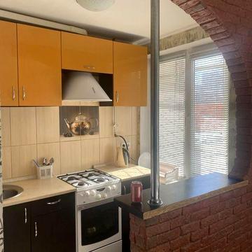 Соломянський р-н. Вул. Смілянська 19. Однокімнатну кв. Здам. Вільна.