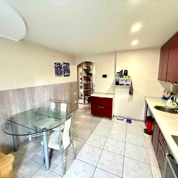 Продам 3-х ком квартиру пр. Б. Хмельницкого ул. Киргизкая сертификат