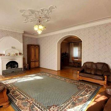 Велика Олександрівка. Київ 15 км. Бориспільський р-н.