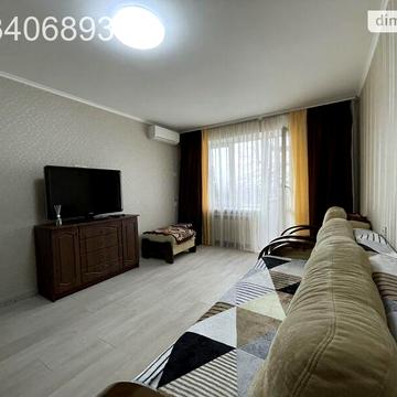 Продаж 1к Квартира Жоліо-Кюрі вулиця