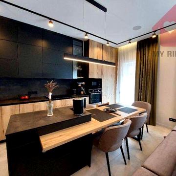 Продаж сучасного котеджу у тихому та спокійному місці!