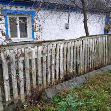 Хата в смт Цибулів