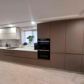 Продаж 2 поверхового будинку