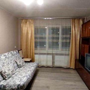 Сдам 1 комн. квартиру,  бул. Славы, этаж 6.   Отличная локация !