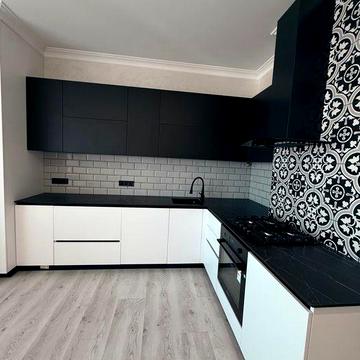 3к квартира в клубном, кирпичном доме с АГВ в самом центре на Базарной