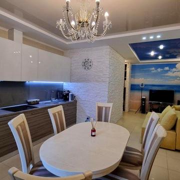 ЖК Коцюбинське, 3 кімн.кв, вул.Пономарьова 26, ТЦ Лавина.
Кухня- віт