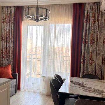 Квартира з видом на море