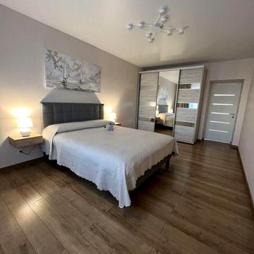 Vip квартира від власника, ЖК «Кришталеве Озеро», довгостроково