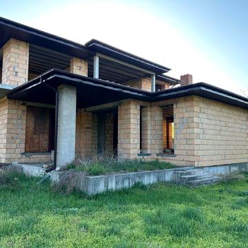 Продам Дом в Песчанке под отделку