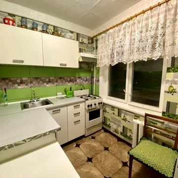 1к квартира гарний ремонт метро Лісова вул Кубанської України