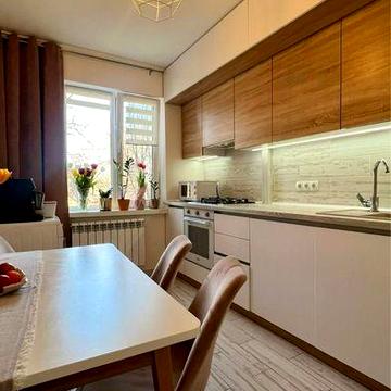 Сучасна 2-кімнатна квартира з євроремонтом, Луцьк, ДПЗ