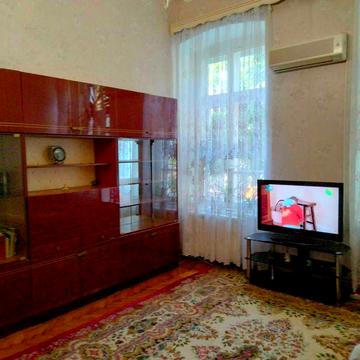 Продам 3-комн. квартиру возле Соборной площади