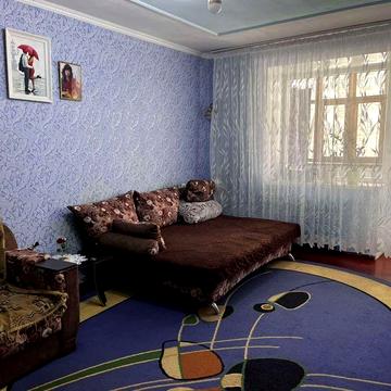 Продам квартиру в центрі