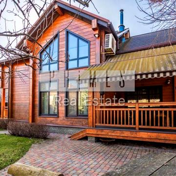 Продаж / Будинок Київ, Дарницький район, Садова 51