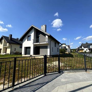 Продаж 2-во поверхового особняка у Бірках Proud Hills