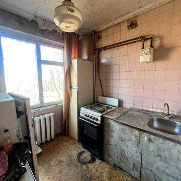 Продам 1 кімнатну квартиру на Бульварному