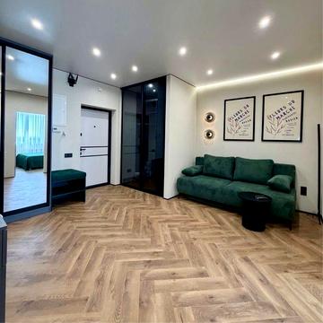 2-к Жк Пелюстковый, Первая Сдача