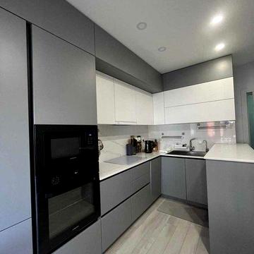 Продам 2-х кімн квартиру Авторський ремонт! 2 поверх Держпрограми!!