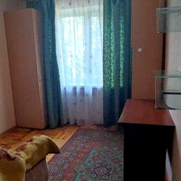 Продам трикімнатну квартиру. Пр. Ювілейний, 20а. ВЛАСНИК