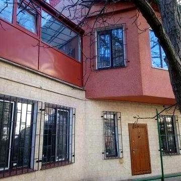 Отрада! 3-комнатная двухэтажная квартира с террасой 32 м² |  Свой вход