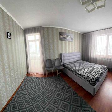 Оренда просторої квартири Панча (бічна Чорновола)