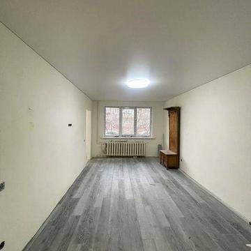 Продам 2 кім.квартиру на Піонерській