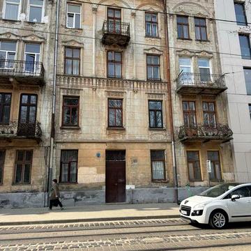 Продам квартиру, район Форум | ВЛАСНИК