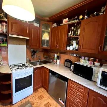 2-х кімнатна квартира по вул. Червоної Калини