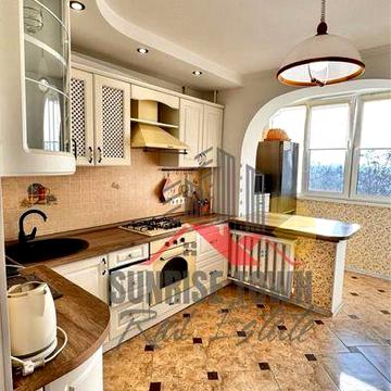 Здам квартиру в районі ринку Хмільники з ремонтом