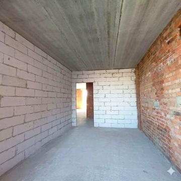 Продаж 2к. квартири 78 м²