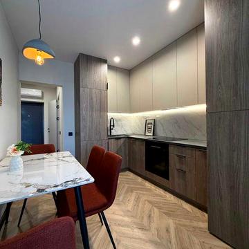 Продам квартиру в новобудові з ремонтом