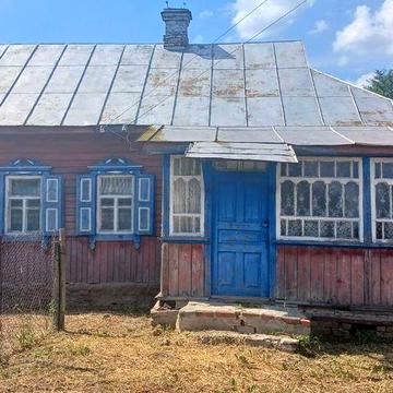 Будинок в селі Халявин