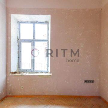 Продаж 2-кімнатної квартири на Пекарській