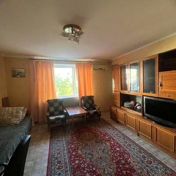 Продаю 2 комн./кв. Корабельный ул. Океановская