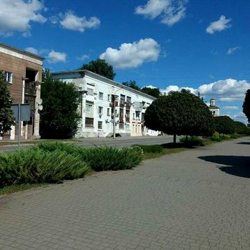 Продам большую 1 к.кв на пр.Металлургов