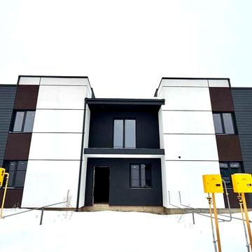 Продаж готового котеджу з міськими комунікаціями перша лінія