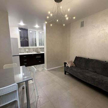 Оренда 1-кімнатної квартири в ЖК Київ скай. Перше поселення