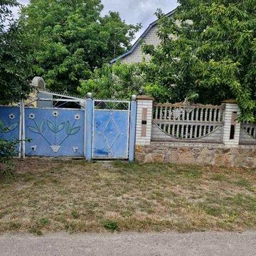 Продається будинок в с. Степанці