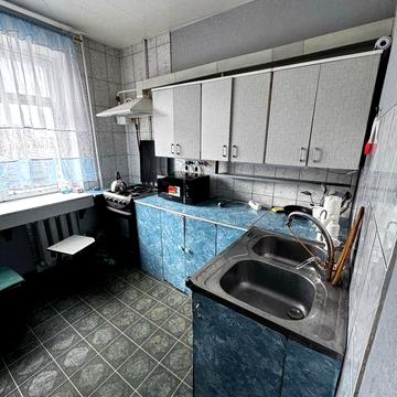 Сдам 2 х. ком. Каменское , левый берег ,1 мик .