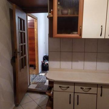 Продається 1 кім квартира вул Лазаренка