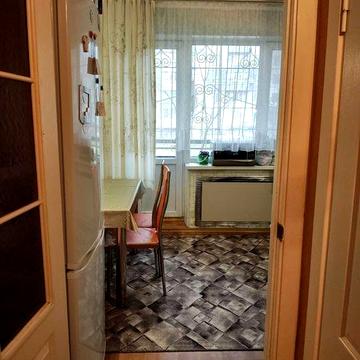 Вільна Оренда 2 х кімнатну 1 поверх