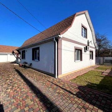 Продаж комфортного та доглянутого будинку в м. Сміла.