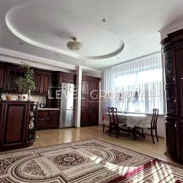 Оболонь  3к, 125м2, метро Мінська, Левка Лукяненка, 21к2