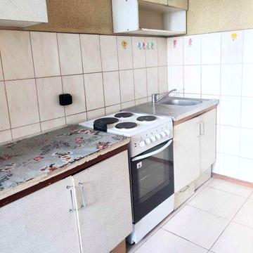 Продам 2 кімн. Квартиру вул. Азербайджанська 8а м. Чернігівська