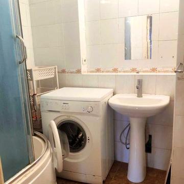 Продам 2 кімн. Квартиру вул. Азербайджанська 8а м. Чернігівська