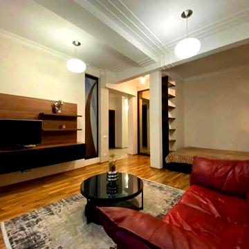 Печерськ. Продаж стильної однокімнатної квартири в Києві