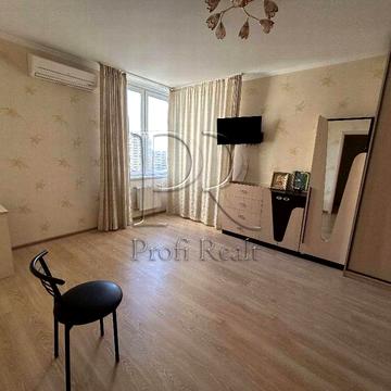 Продаж 1 кімн. квартири за адресою Градинська 9, ТРЦ Район, Лаврухіна