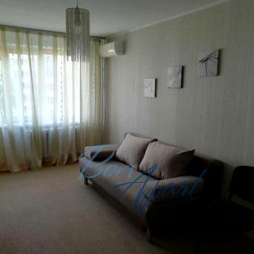 Продаж 1-к квартири вул.. Патріарха Мстислава Скрипника, буд. 13